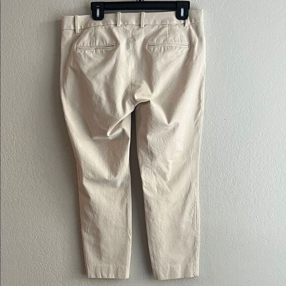 Banana Republic Women's Sloan Fit Tan in Size 12 - Picture 4 of 11